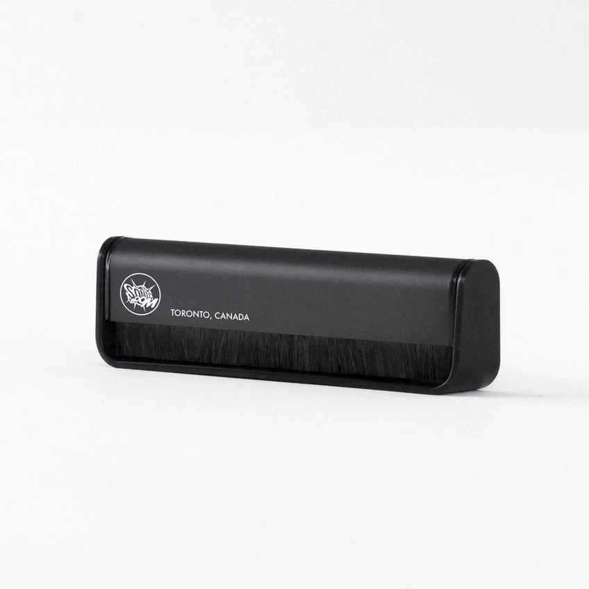 Sonic Boom Vinyl Record Brush - Carbon Fiber